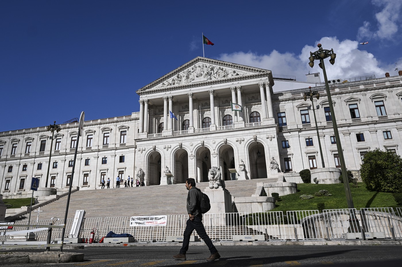 Portugalia se pregătește de alegeri anticipate, pentru a treia oară în trei ani, după ce guvernul a pierdut un vot de încredere