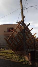 poza casa distrusa de vant sursa isu cluj 130324 (2)