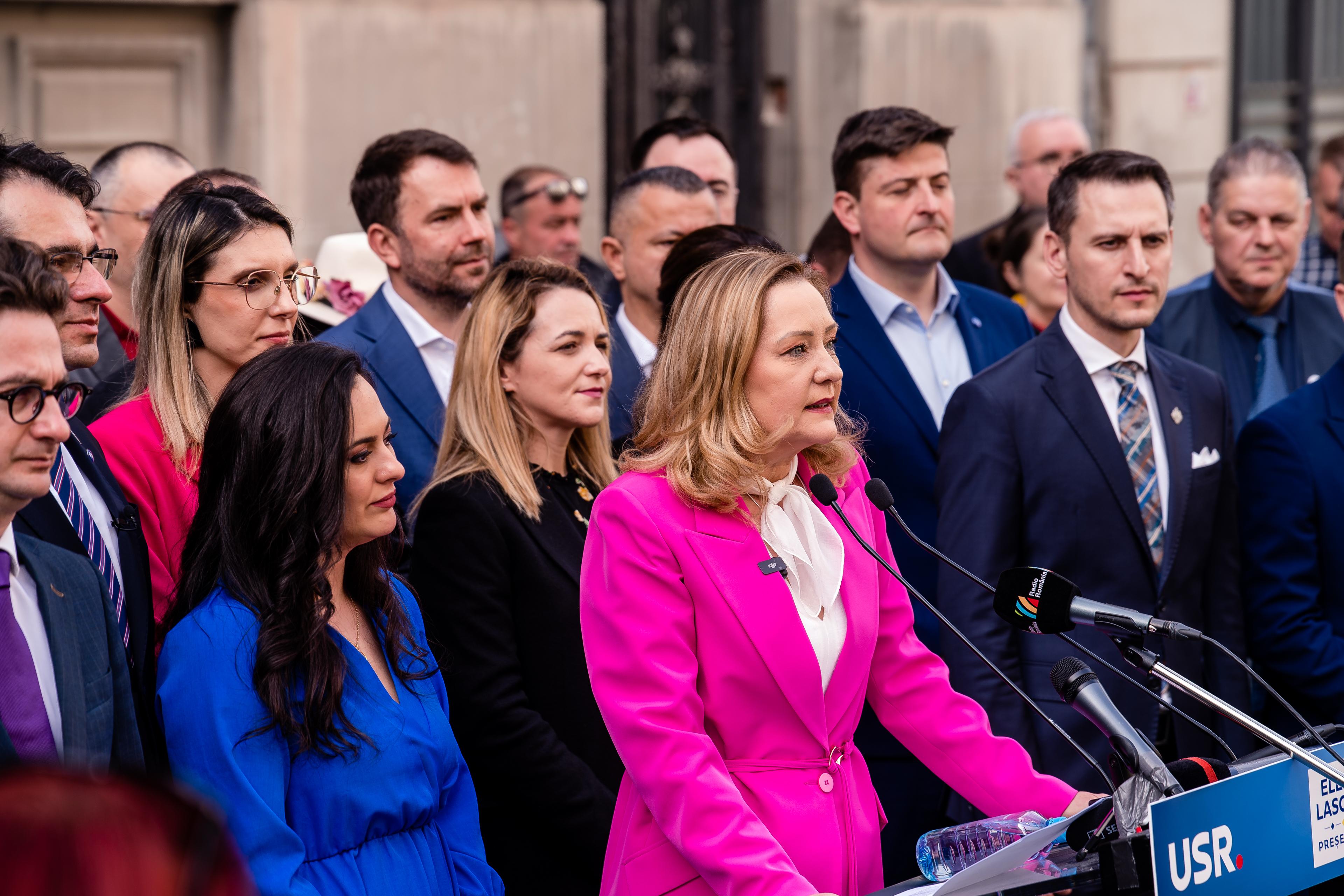 Elena Lasconi și-a depus candidatura la prezidențiale. „Nu putem repeta greșelile de anul trecut”
