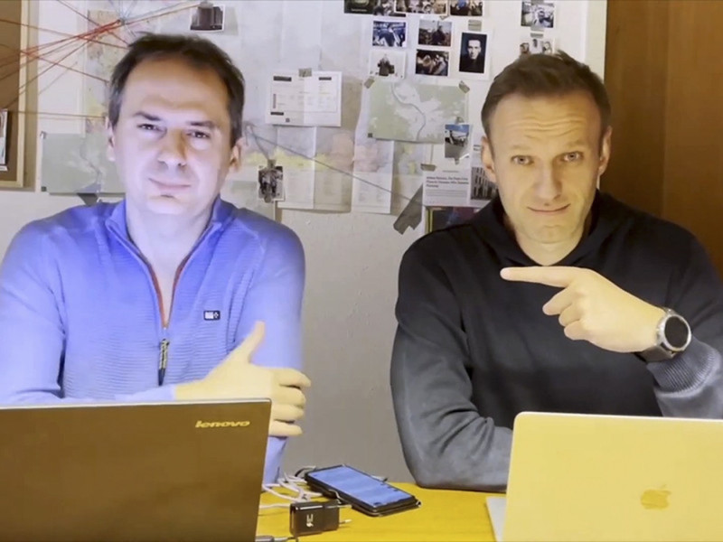 Bulgarian investigative journalist Christo Grozev with Alexei Navalny