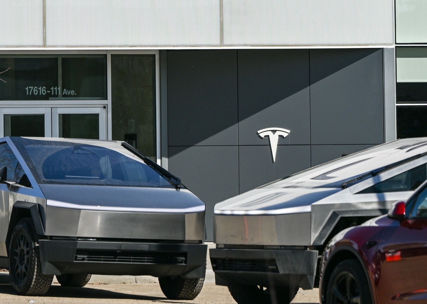 Canada îngheață subvențiile pentru Tesla și exclude compania lui Elon Musk din programele viitoare din cauza tarifelor SUA