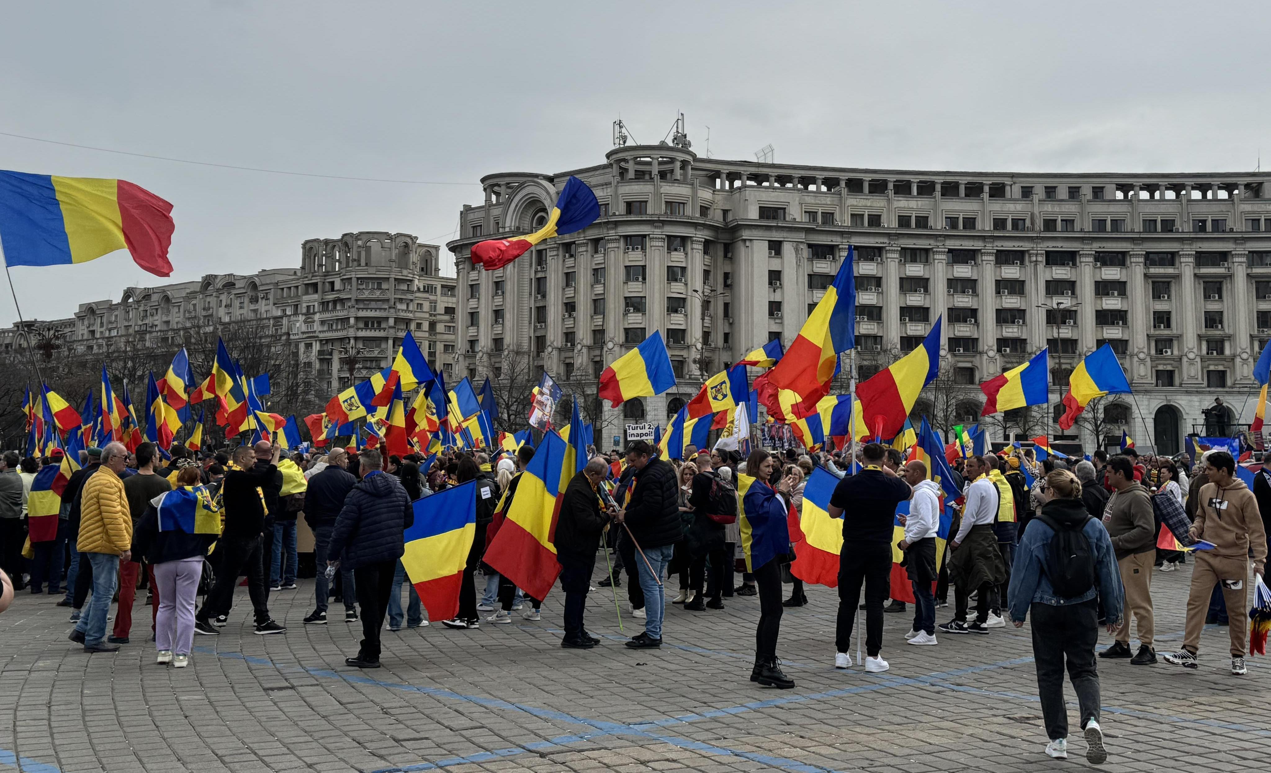 Două proteste în București de ziua lui Călin Georgescu: unul în Piața Constituției și unul în Piața Victoriei