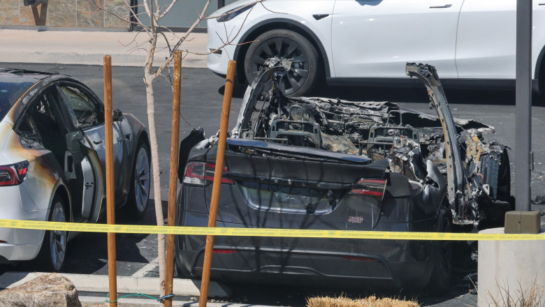 Incendiu Tesla