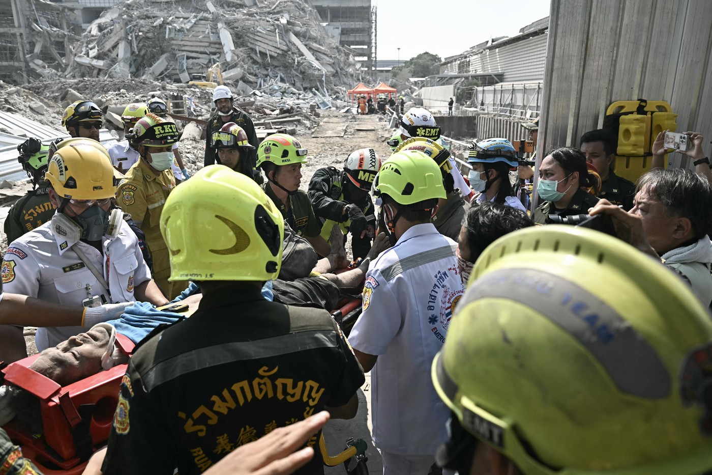 Un cutremur puternic, cu o magnitudine de 7,7, s-a produs în Myanmar și a fost resimțit în Thailanda. Moarte, distrugeri și panică