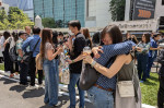Oameni panicați în Bangkok. Foto: Profimedia