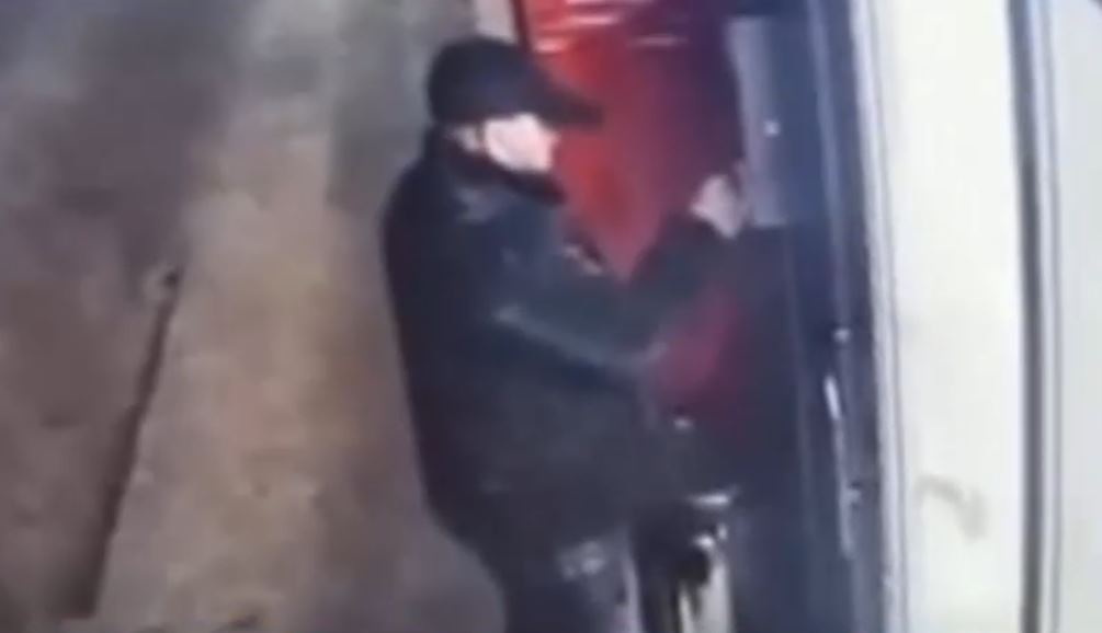 Noi imagini cu suspecții din cazul bărbatului din Ilfov, torturat până la moarte: Au încercat cardul victimei imediat după tâlhărie