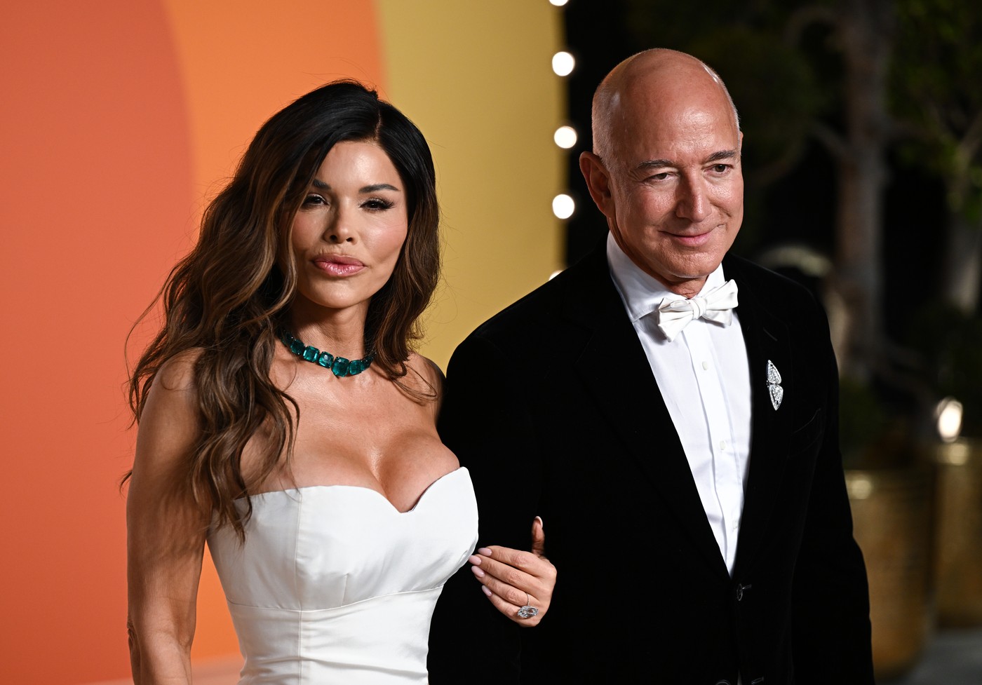 „Nunta secolului” pune Veneția pe jar. Jef Bezos și Lauren Sanchez se căsătoresc în mijlocul protestelor