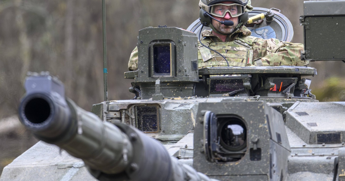 Prințul William într-un tanc Challenger 2, mesaj de forță lângă Rusia