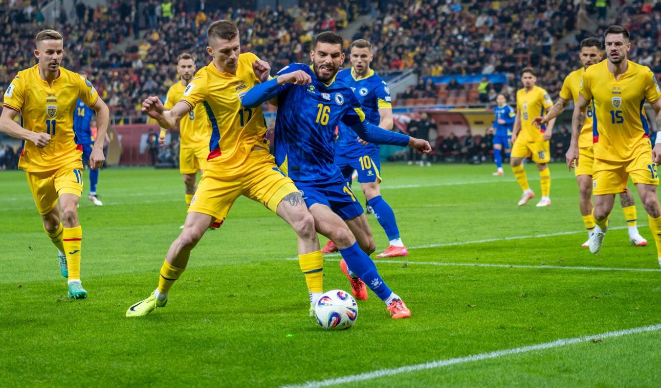 România – Bosnia 0-1. Ianis Hagi: „Ei au avut o ocazie, au dat gol. Noi am avut șapte, n-am dat”. Drăguș, supărat că nu a marcat