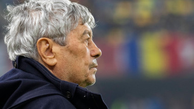 mircea lucescu la marginea terenului