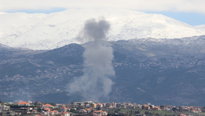 Israeli army strikes in southern Lebanon
