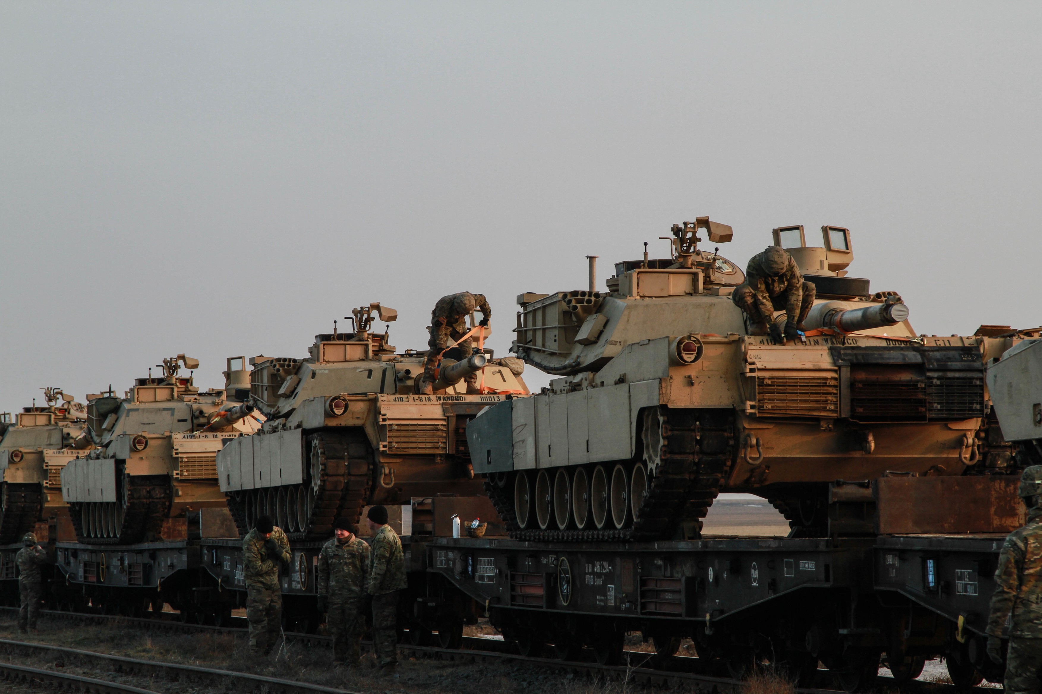 Cum a ajuns România să fie dată ca exemplu negativ în NATO. „Căile ferate sunt cruciale în mobilitatea Alianței și descurajarea Rusiei”