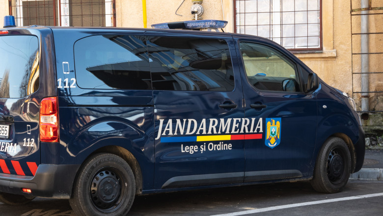 Bărbat din Cluj, arestat după ce a agresat doi jandarmi și a încălcat ordinul de protecție obținut de partenera sa