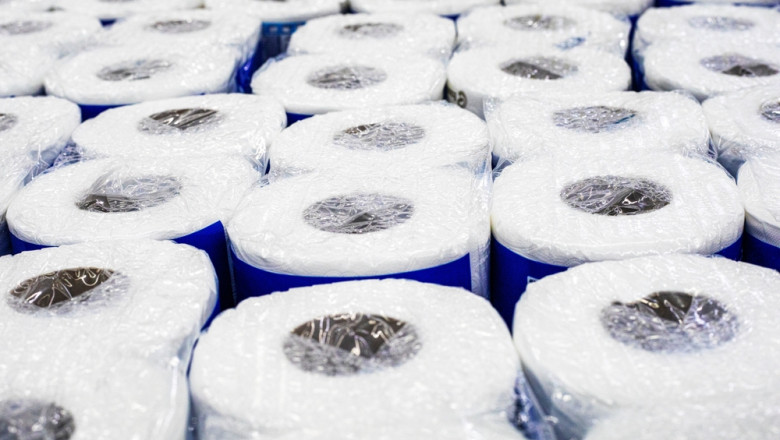 Packed,White,Soft,Three-ball,Toilet,Paper