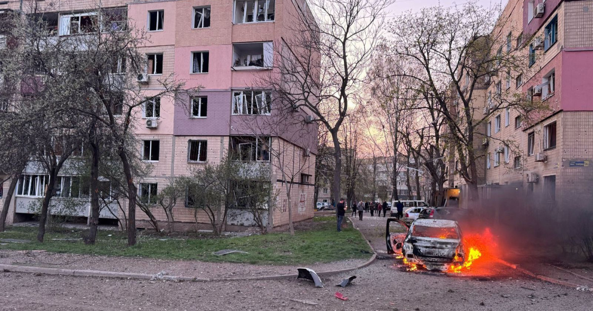 14 morți, inclusiv 6 copii, într-un atac cu rachetă în Krivoi Rog