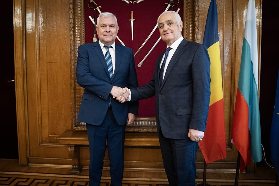 Angel Tîlvăr și ministrul bulgar al Apărării vor ca Turcia să facă parte din Comandamentul Regional pentru Operații Speciale