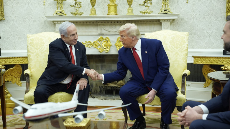 Donald Trump meets with Benjamin Netanyahu - Washington, United States - 07 Apr 2025