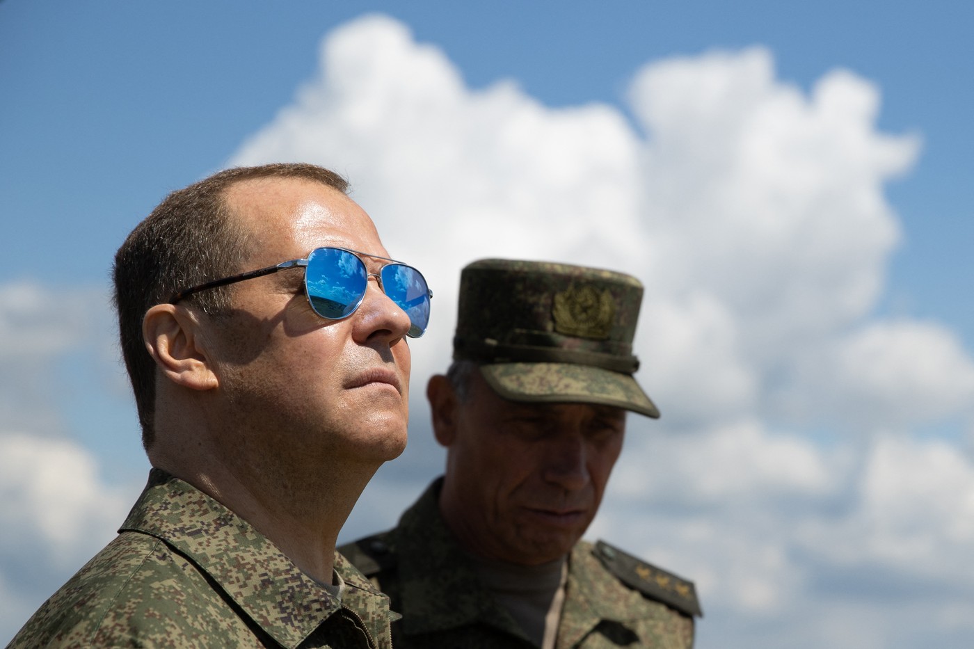 Medvedev prezice Al Treilea Război Mondial, acuzând Vestul că a pornit un război împotriva Rusiei în Ucraina