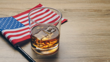 sua bourbon whisky