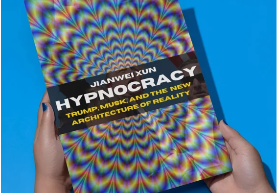 Descoperire șocantă. Autorul celebrei cărți „Hipnocrația”, despre politica lui Donald Trump și Elon Musk, a fost creat de către AI