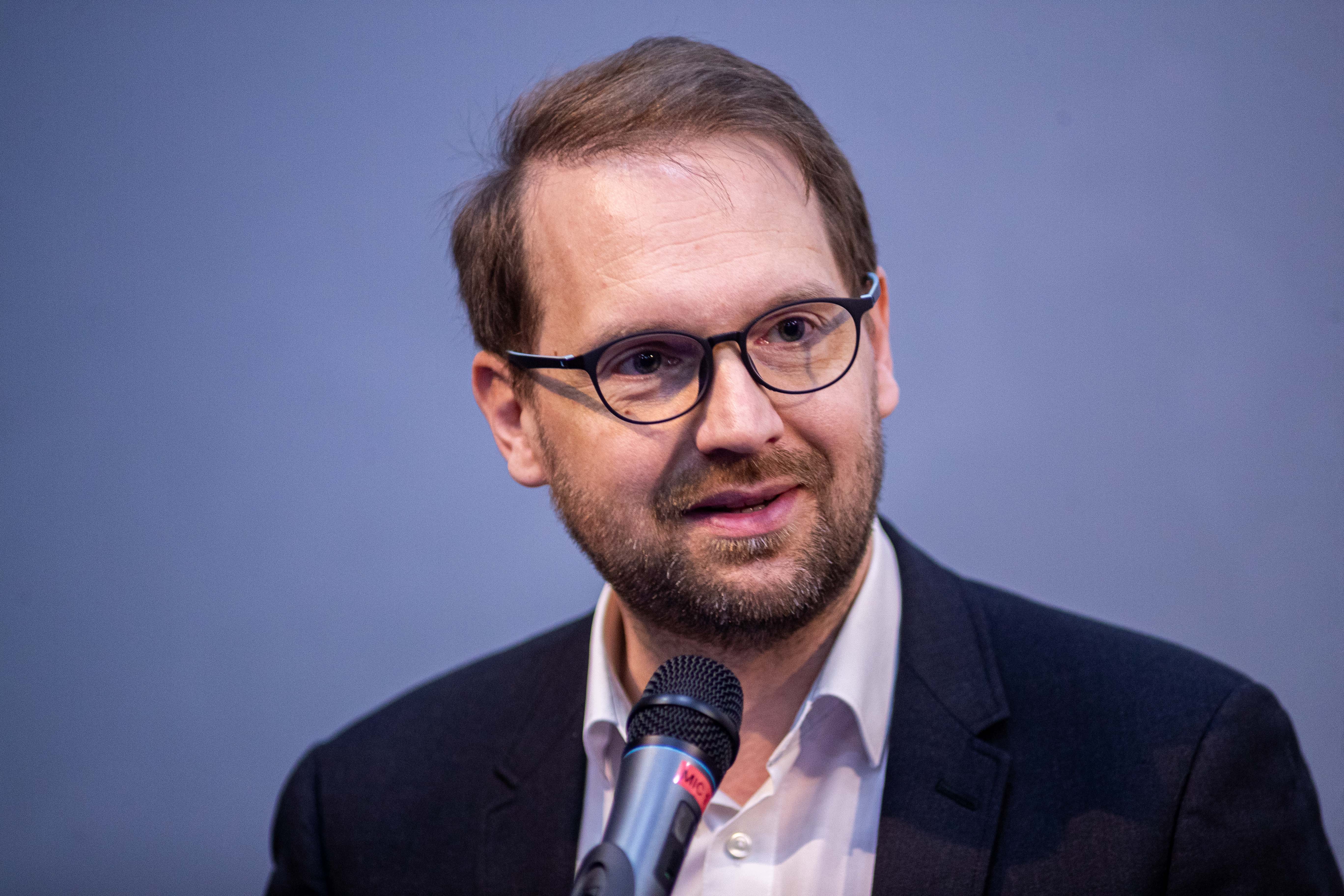 Dominic Fritz: Oana Gheorghiu e un atu pentru Guvern. În spatele ei se află românii care doresc reformarea pensiilor speciale