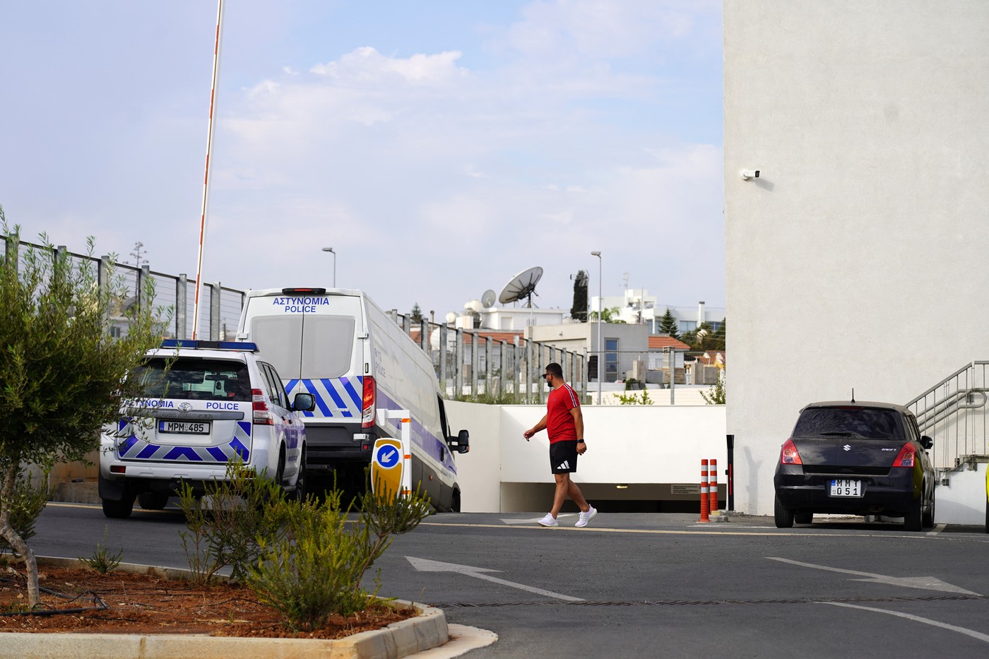 Cazul israelienilor acuzați de viol, în Cipru, de către o britanică: cei cinci bărbați au fost achitați