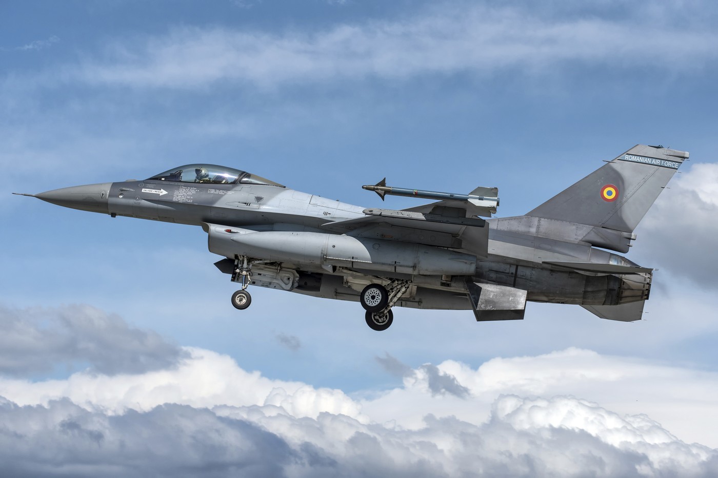 Patru avioane F-16 Fighting Falcon ale Forțelor Aeriene Române participă la o nouă misiune de Poliție Aeriană Întărită în Polonia