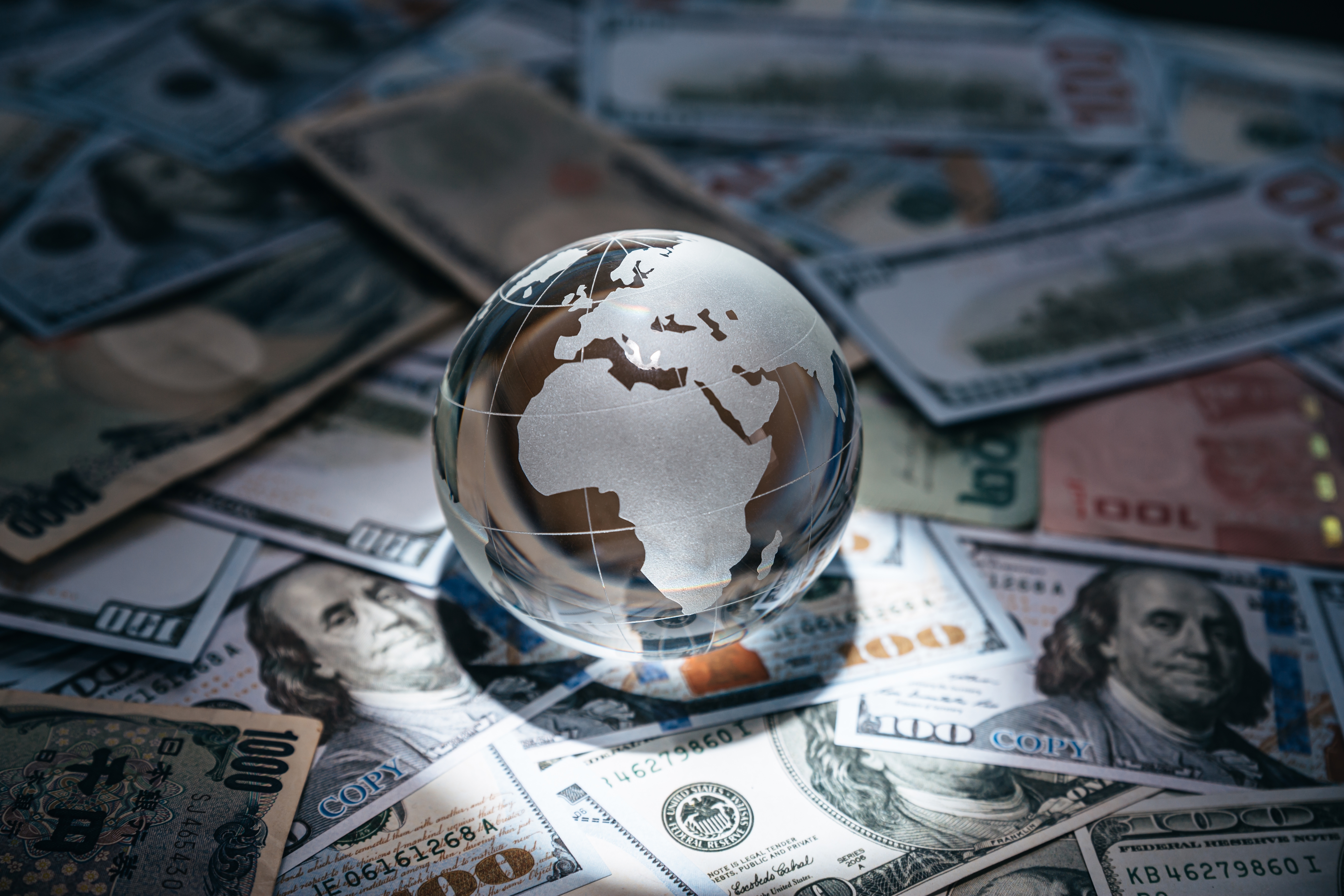 Ce urmează pentru economia mondială, aflată deja în dificultate, după noile taxe vamale anunțate de SUA