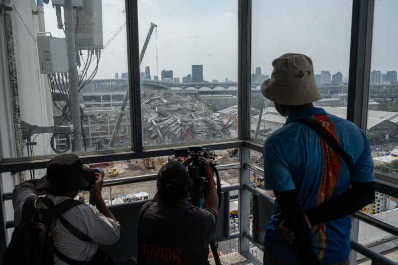 Myanmar Declares Week Of Mourning As Hopes Fade For Quake Survivors, Bangkok, Thailand - 02 Apr 2025