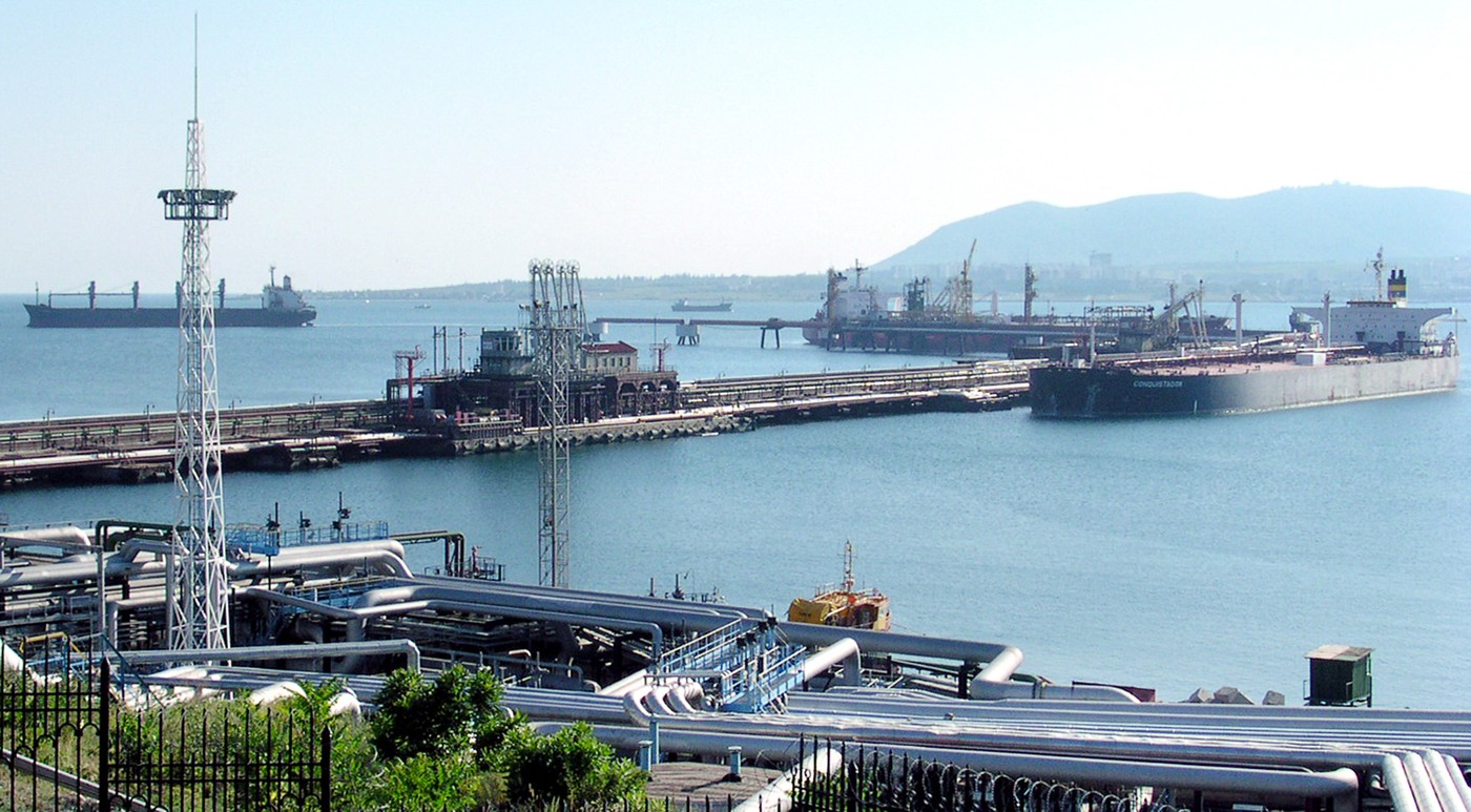 Rusia a restricționat încă o rută importantă de export de petrol, la Marea Neagră