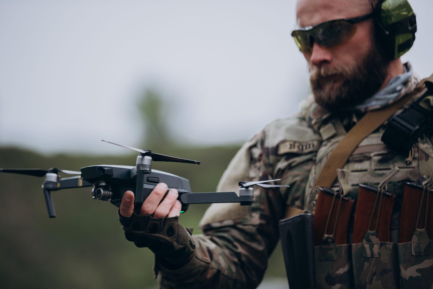 În buncărul operatorilor de drone din Ucraina: Suntem mereu în legătură cu fabricanții, e un fel de cercetare de piață