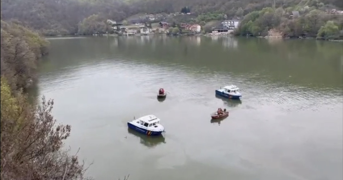Cadavrul unui bărbat, descoperit în Canalul Dunăre-Marea Neagră, în zona localității Agigea. Poliţiştii au deschis o anchetă|EpicNews