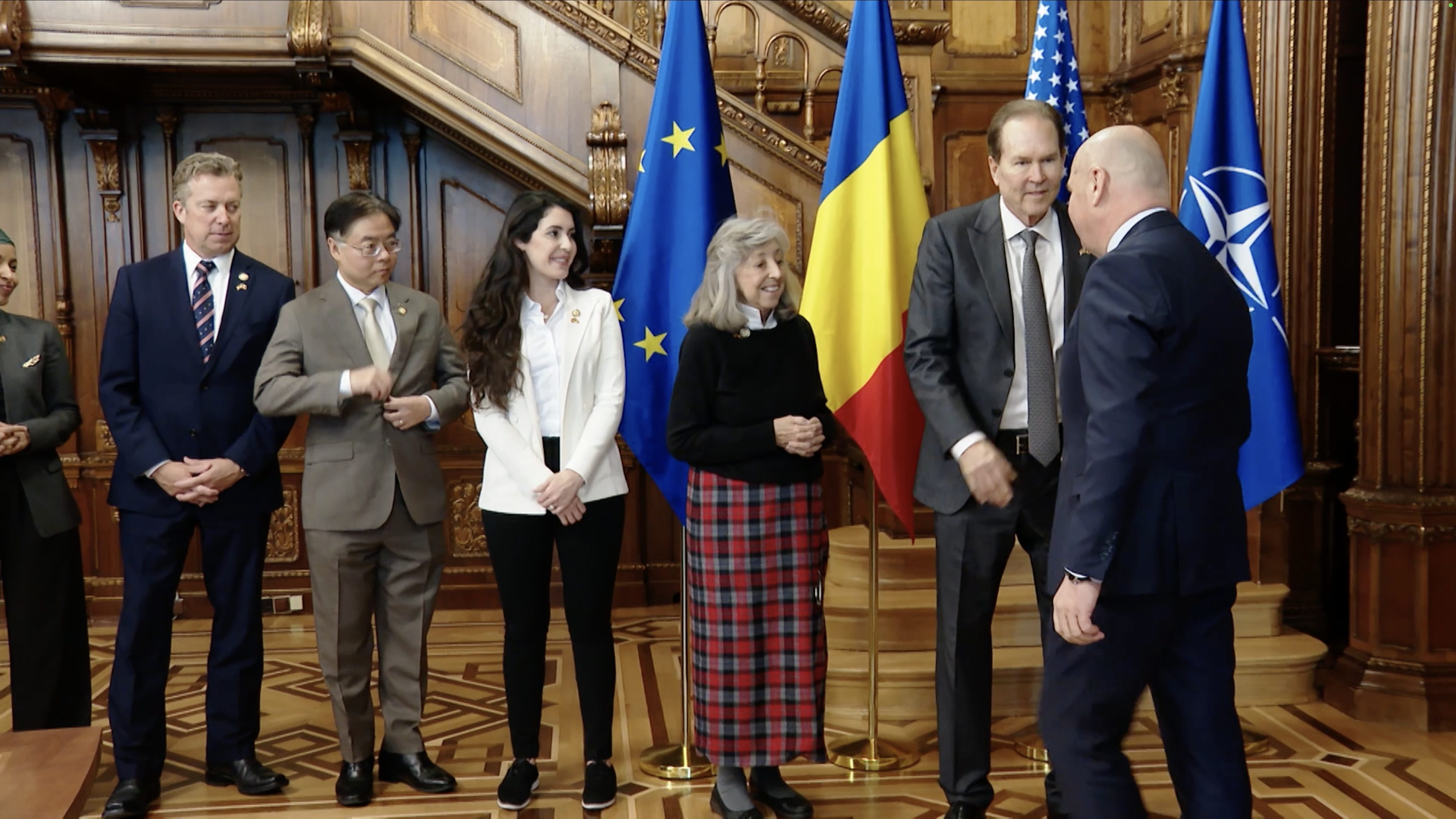Simion, după întâlnirea cu delegaţia SUA: M-am asigurat că ştiu totul despre lovitura dată democraţiei