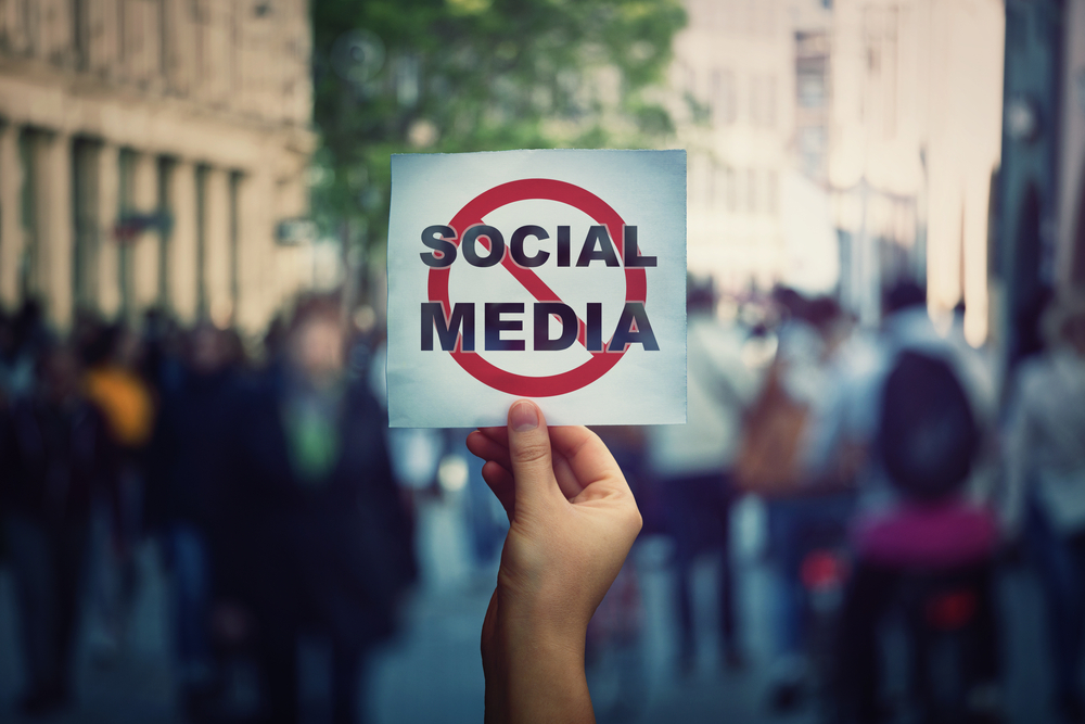 Dan Barna cere clarificări Comisiei Europene privind acțiunile BEC prin care „cenzurează libertatea de exprimare” pe social-media