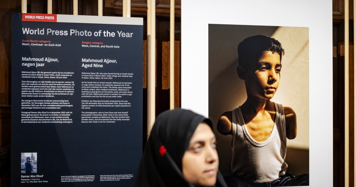 World Press Photo 2025: Povestea emoționantă a unui copil din Gaza expusă în București