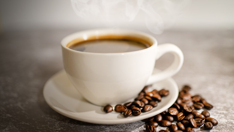 Make,Coffee,With,Fresh,Material