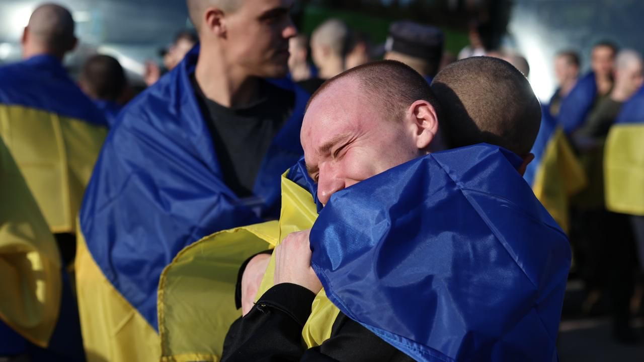 Ucraina și Rusia au făcut cel mai mare schimb de prizonieri din timpul războiului. Moscova susține că a făcut un „gest de bunăvoință”