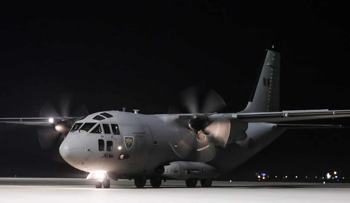 Mai mulți pacienţi din Fâşia Gaza aduși în România au fost transportați în Norvegia cu un avion al MApN