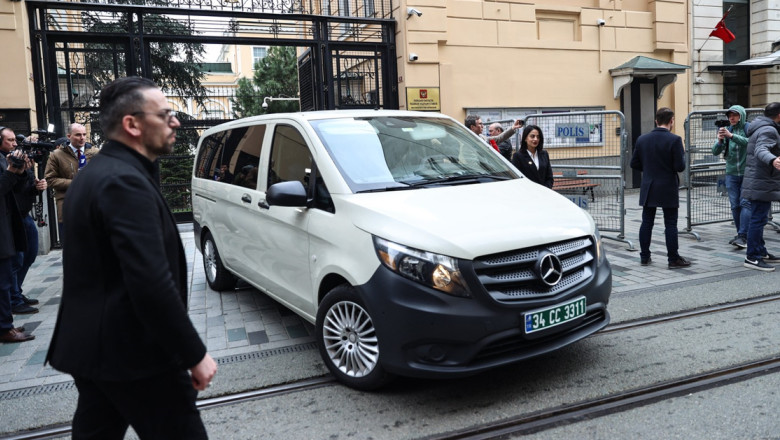 masina cu delegatia mericana la istanbul