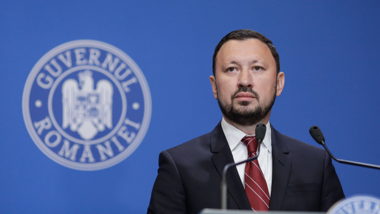 Ministrul Mediului, Mircea Fechet, merge în zonele din țară afectate de inundații: Urmează 24 de ore critice