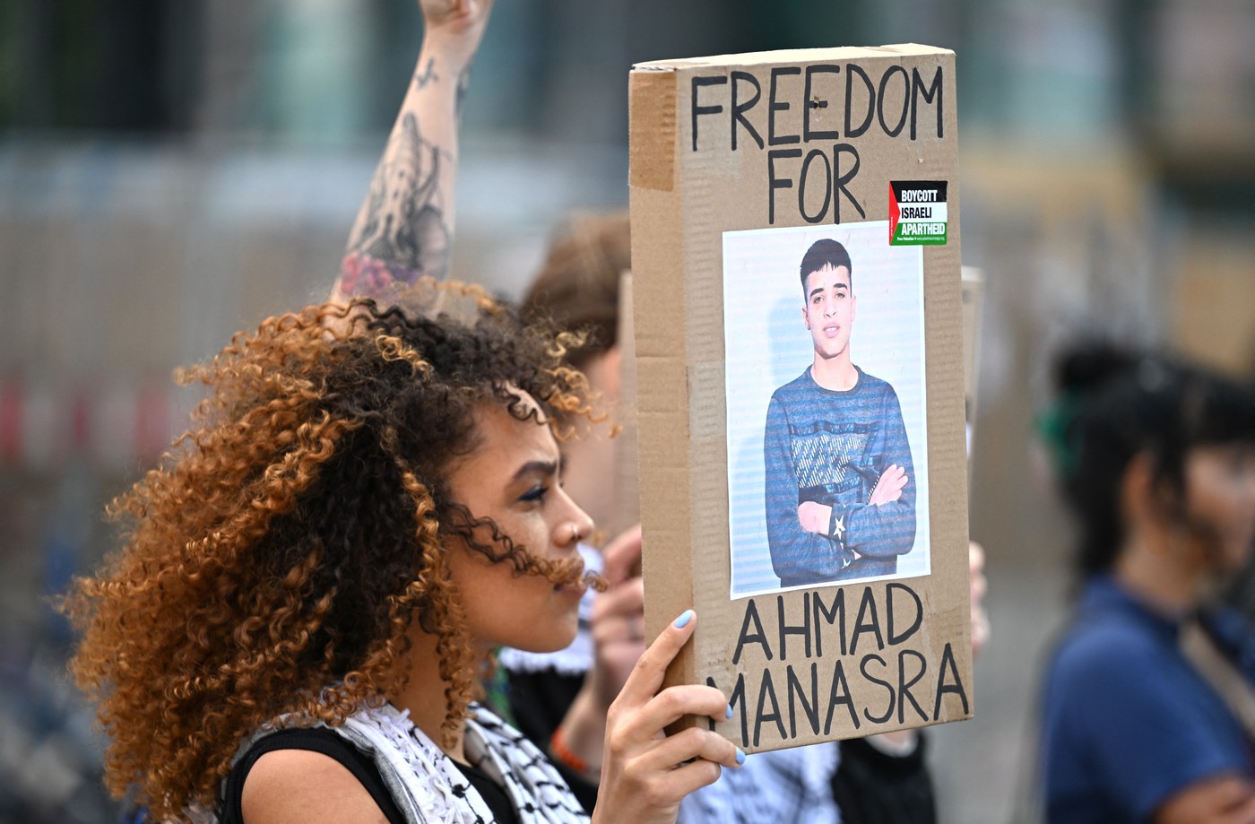 Israelul eliberează un palestinian arestat pe când avea 13 ani. A stat 10 ani în închisoare, după o condamnare controversată