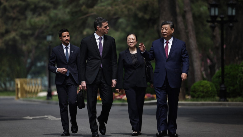 xi jinping si pedro sanchez