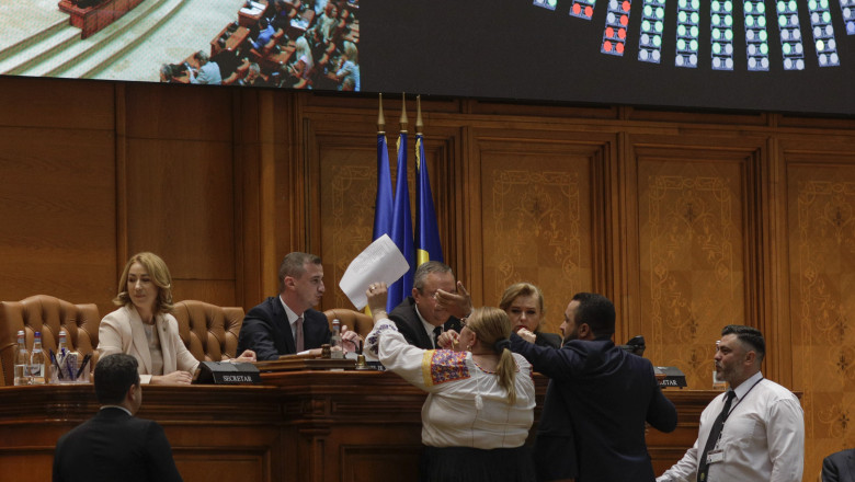 scandal parlament