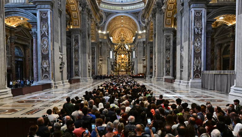 vatican bazilica sf petru papa francisc funeralii