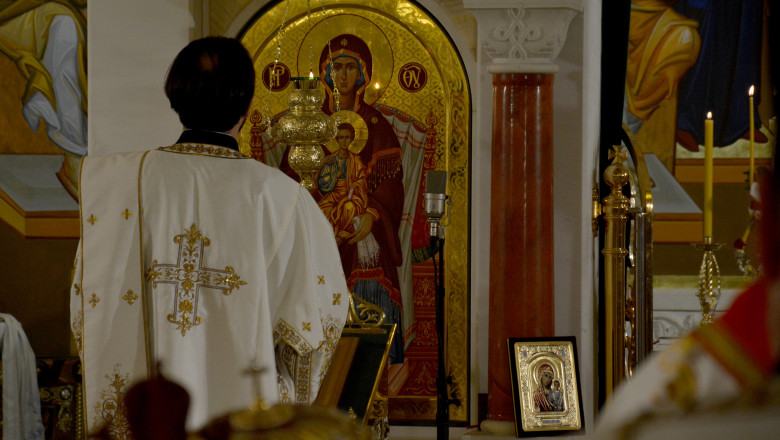 Duminica Tomii: 27 aprilie, sărbătoare cu cruce roșie în calendar. Praznicul numit și „Paștele Mic” încheie Săptămâna Luminată