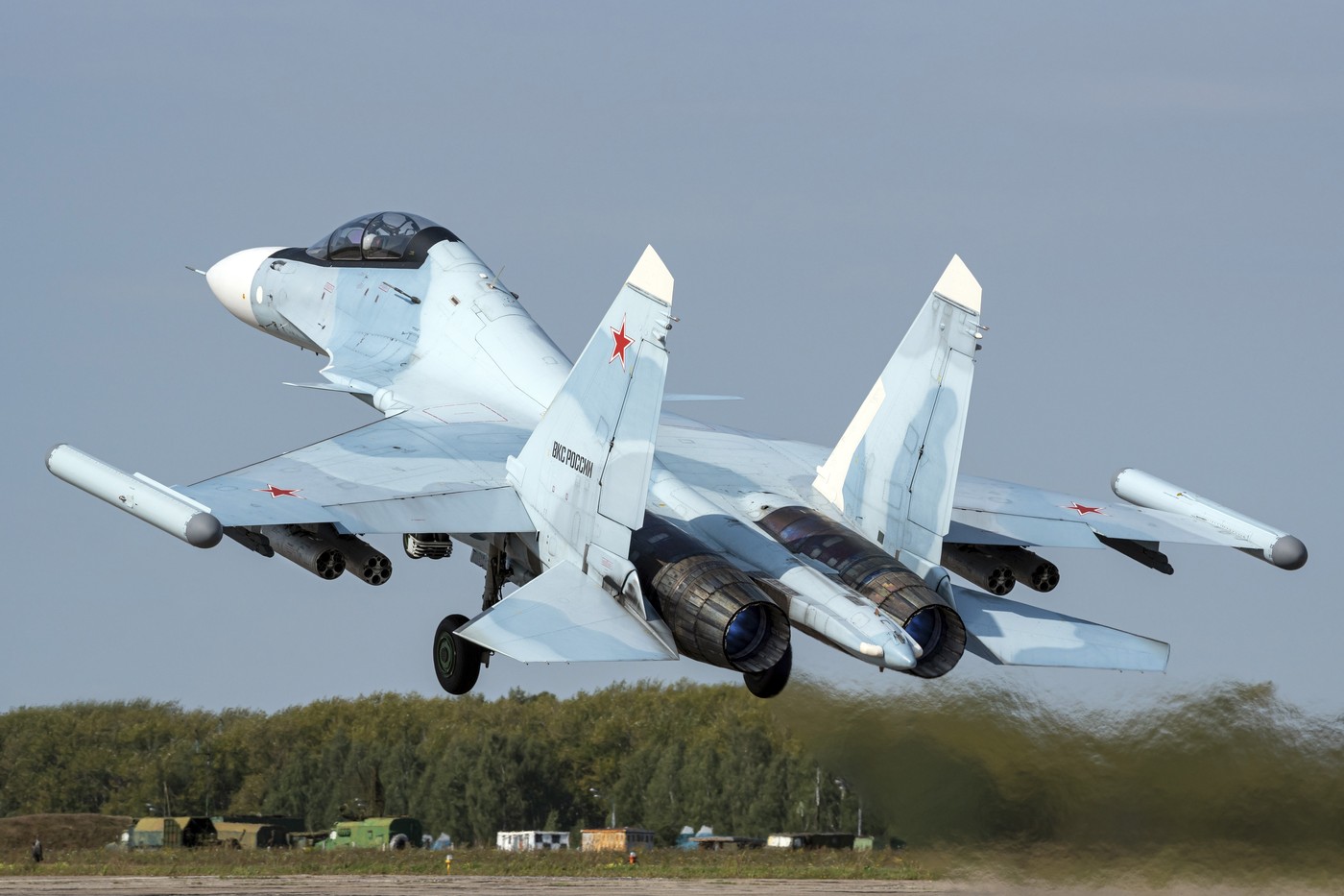 Un avion Suhoi Su-30SM de 50 de milioane de dolari a fost distrus la Rostov pe Don. Se bănuiește o acțiune a partizanilor