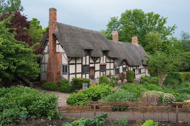 Stratford,Upon,Avon,,England,-,May,27,,2018:,Anne,Hathaway's