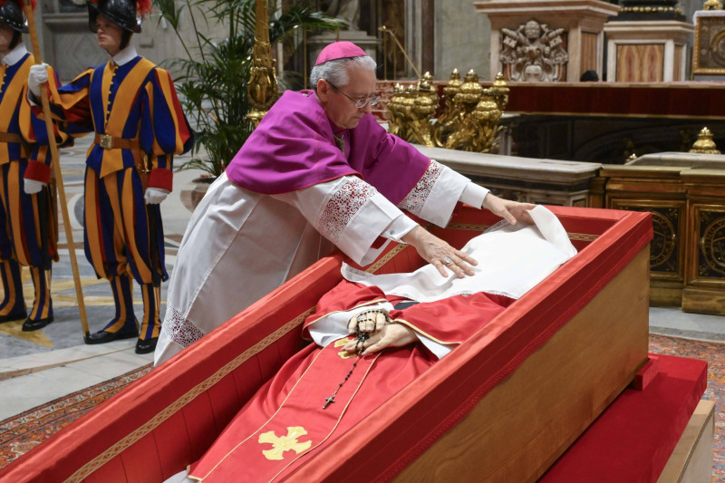 ITALY - REL - APRIL 25,2025 RITE VELATIO