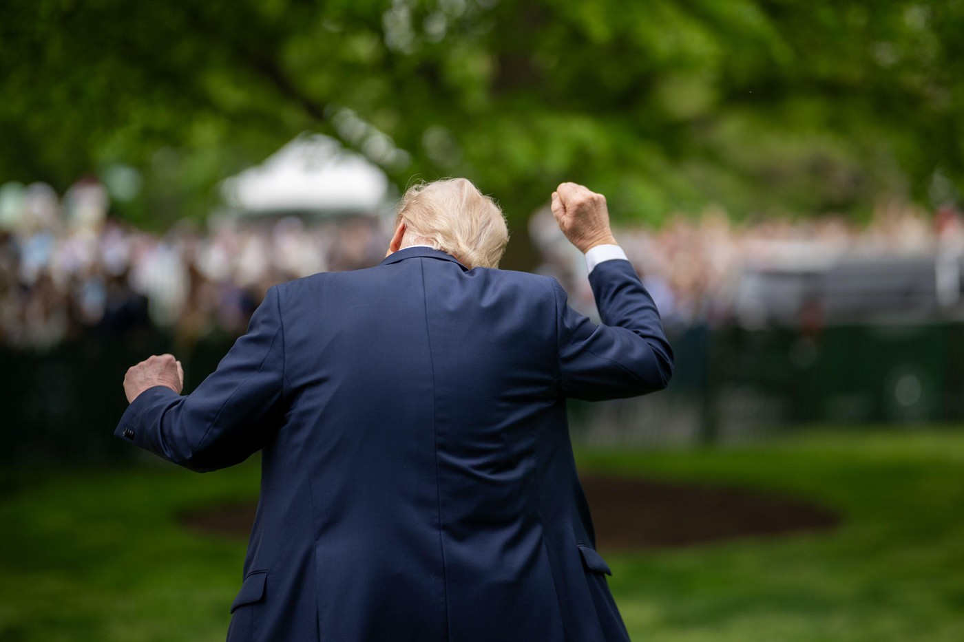 Riscul de recesiune globala a crescut din cauza undelor de şoc provocate de tarifele americane (Reuters)