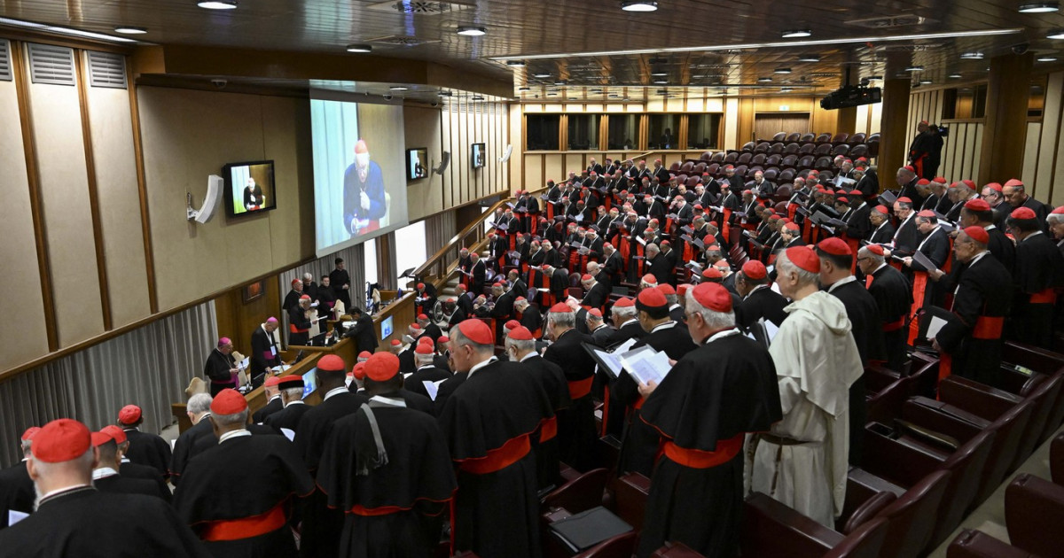 Provocările aflate pe lista noului papă: criza bugetară a Vaticanului, rolul femeilor în Biserică şi declinul credinţei în Europa|EpicNews